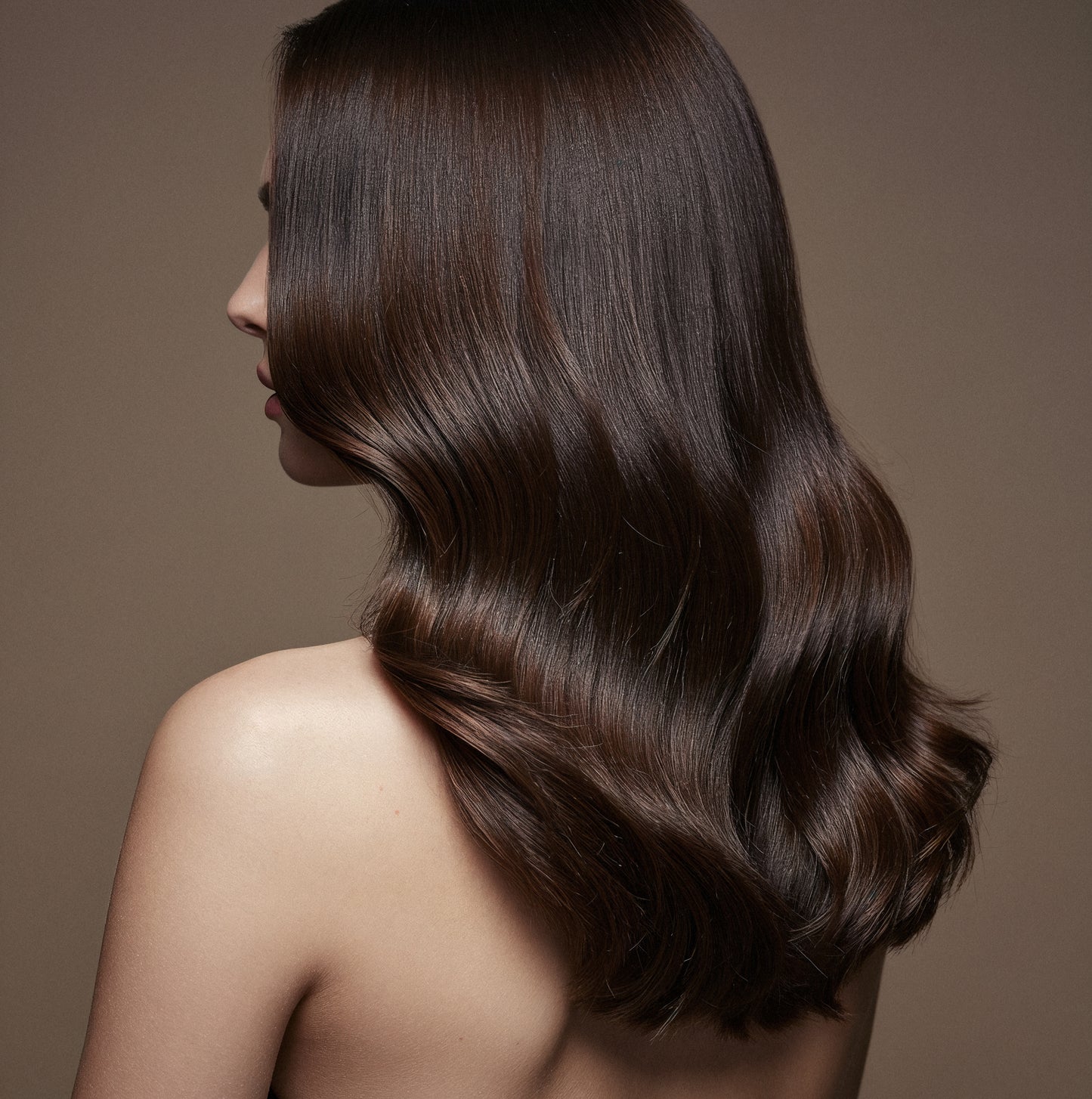 Volumizing & Moisturizing Hair Setting Spray – Lift, Hydrate & Define