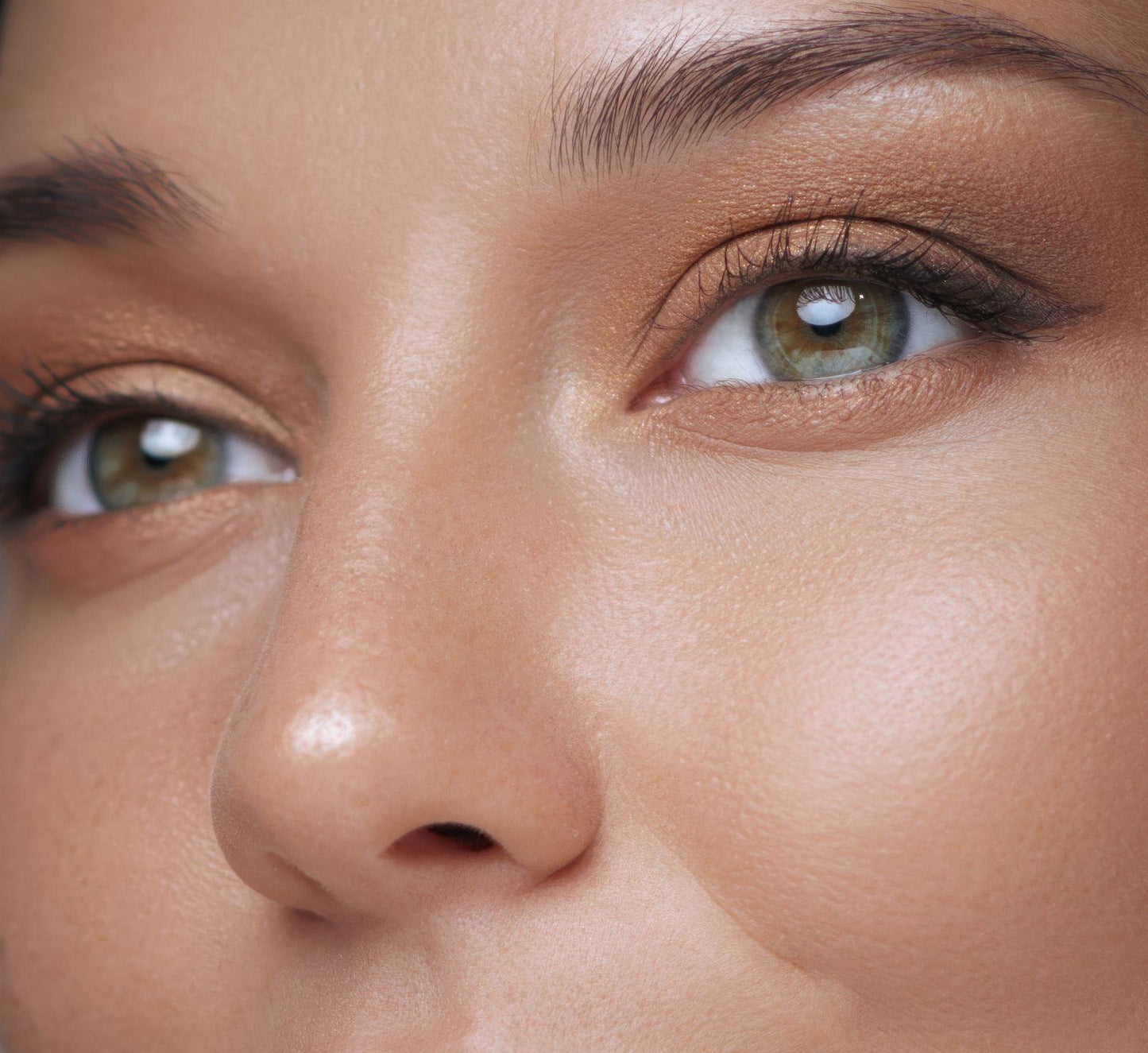 Effortless Glow Brush Collection – 8 Must-Have Brushes
