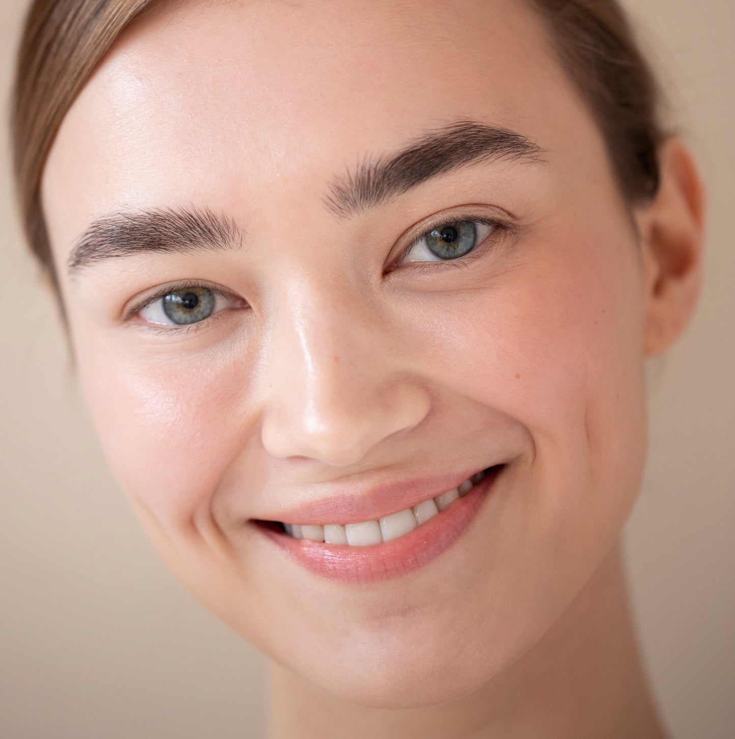 BrightGlow Revitalizing Eye Cream